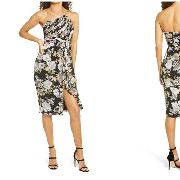 NWT Lavish Alice Pleated Asymmetric Bandeau Midi Dress In Black Rose - Picture 1 of 7